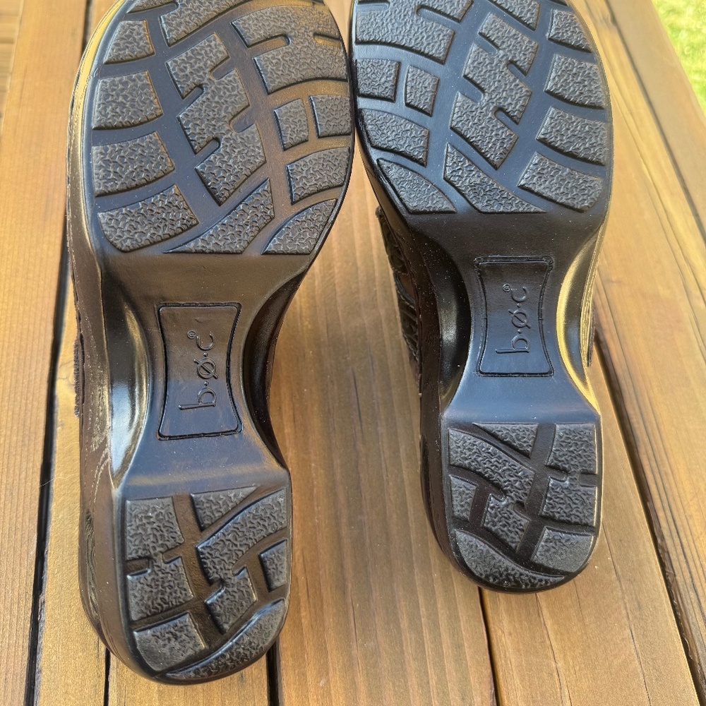 Boc Lua Brown Clogs - image 6